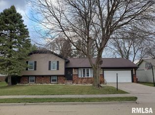 543 Pierce St, Morton, IL 61550