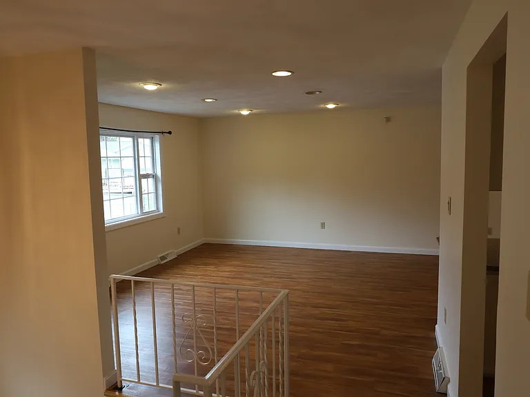 42 Wheatland St — Photo 5