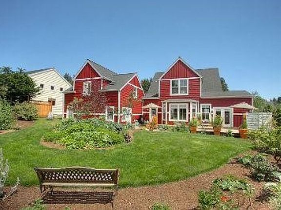 2nd image of 841 Village Cir NW