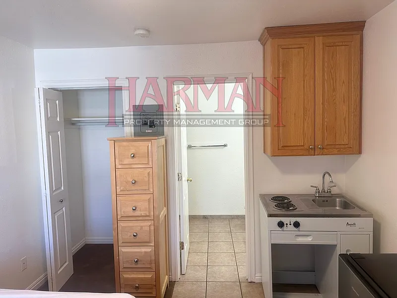 Studio, 1.0 bath, 200 sqft, $750 — Photo 1