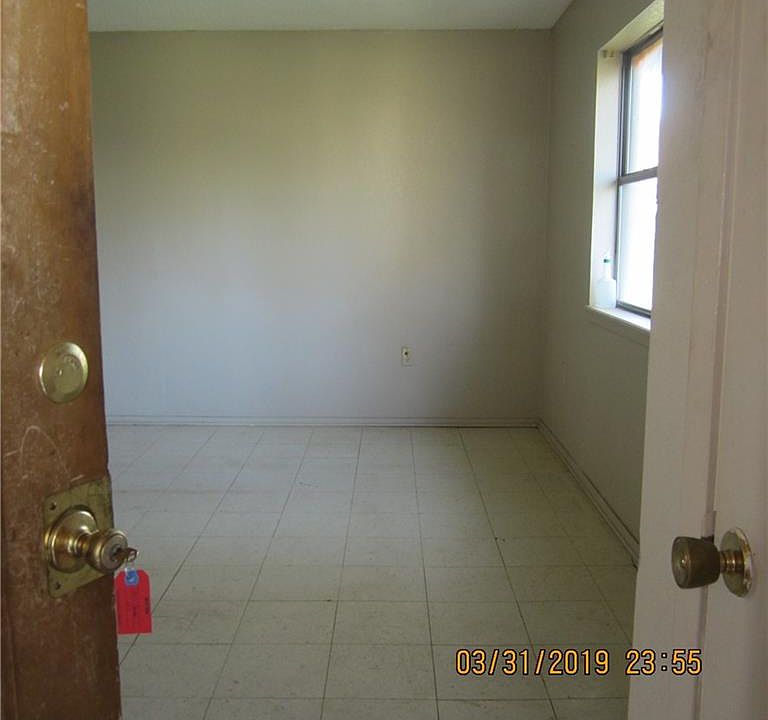 2nd image of 1325 Cedar St