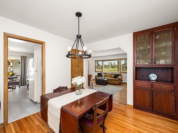 5th image of 5956 Admiral Ln