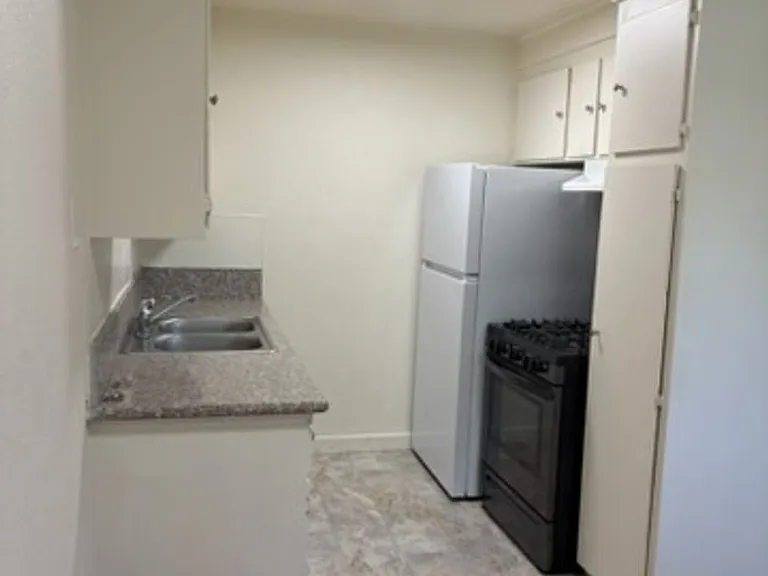 6201 Martin Luther King Jr Blvd — Photo 1