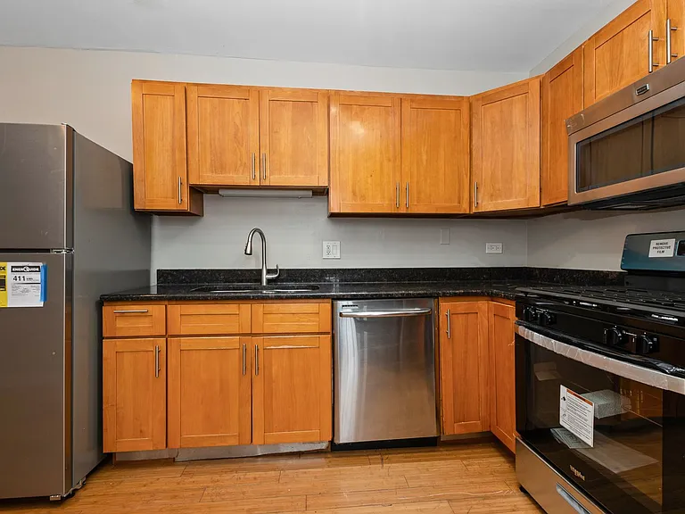 6235-45 S. Martin Luther King Dr. — Photo 6