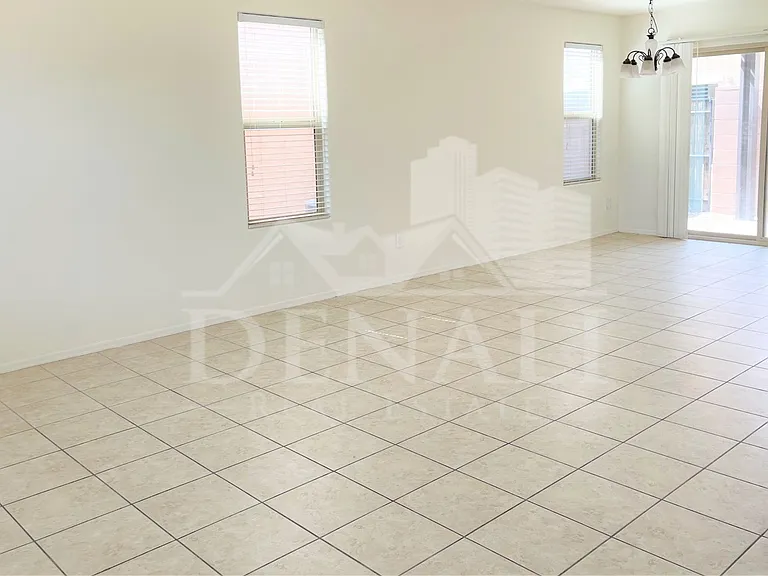 3557 E Erie St — Photo 1
