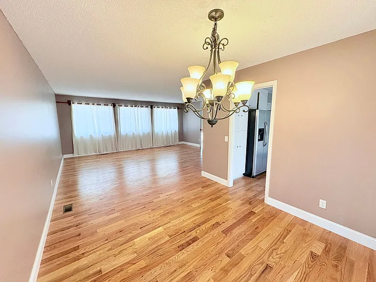 101 Knight Cir — Photo 5