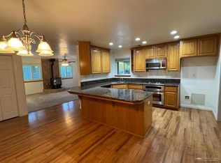 22477 Zurich Dr, Tehachapi, CA 93561
