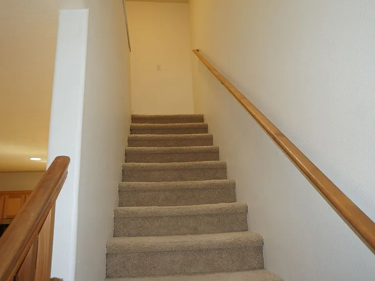 3822 SE Schiller St — Photo 14