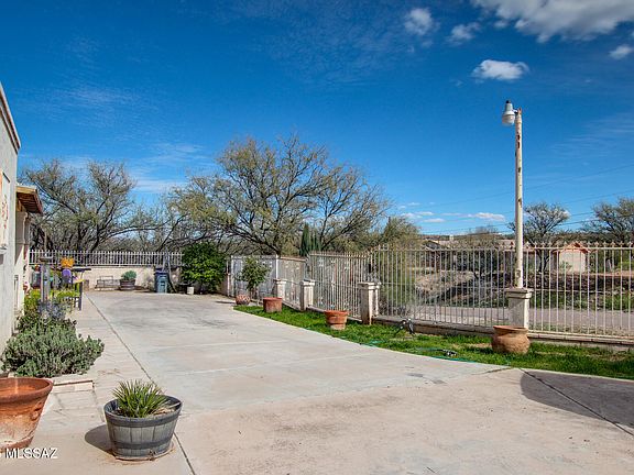 5th image of 992 Paseo Lobo