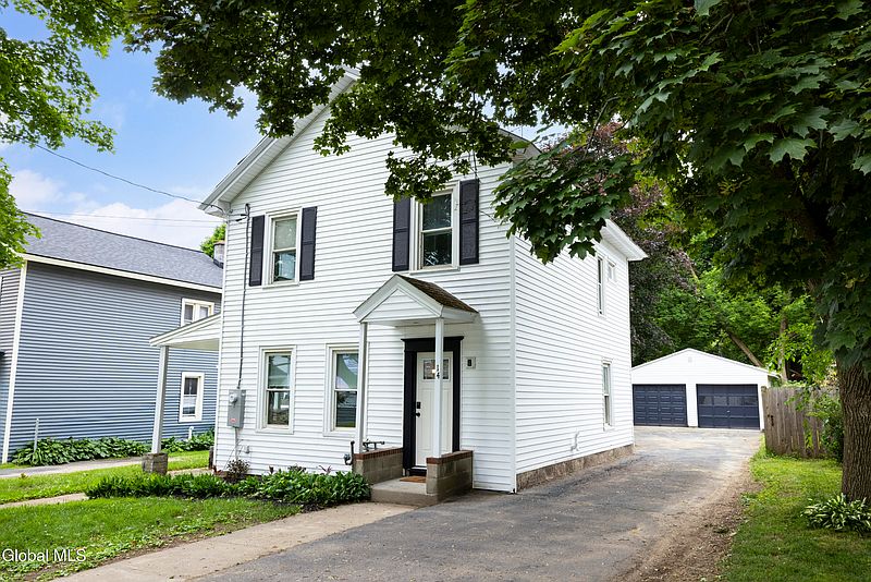 2nd image of 14 Platt Street