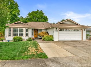 2569 Powell St, Medford, OR