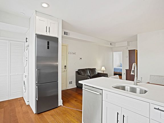 5th image of 409 Constitution Ave NE APT 4