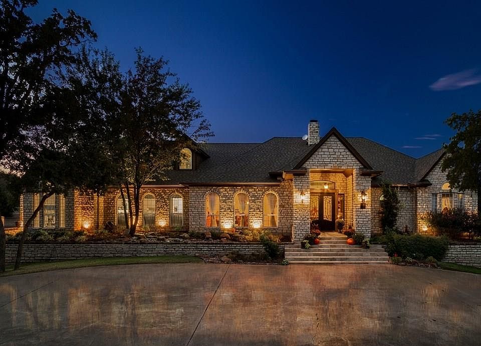 1st image of 6410 Westover Dr