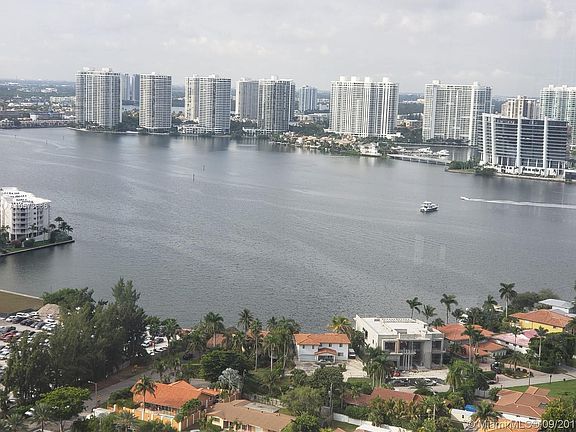 3rd image of 18671 Collins Ave #Penthouse 3104