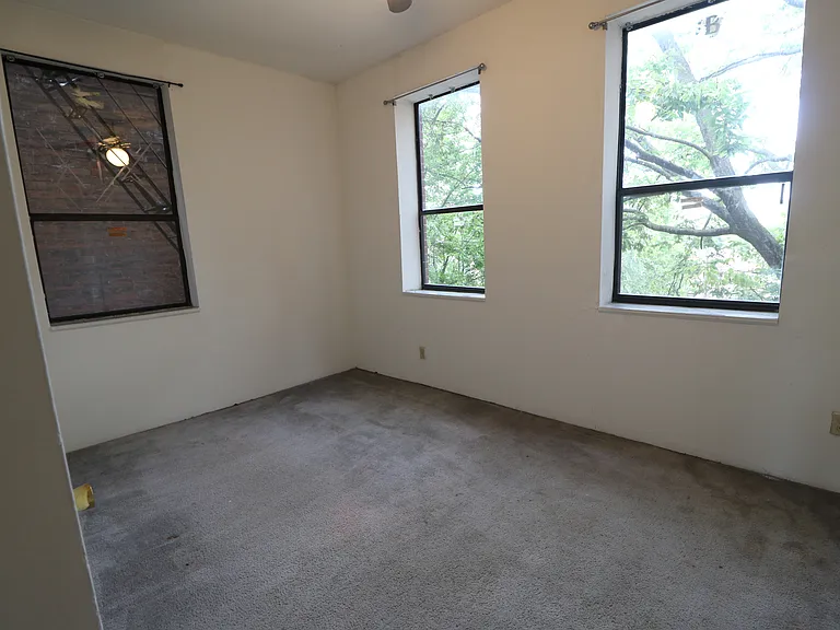 115 Calhoun St #2 — Photo 5