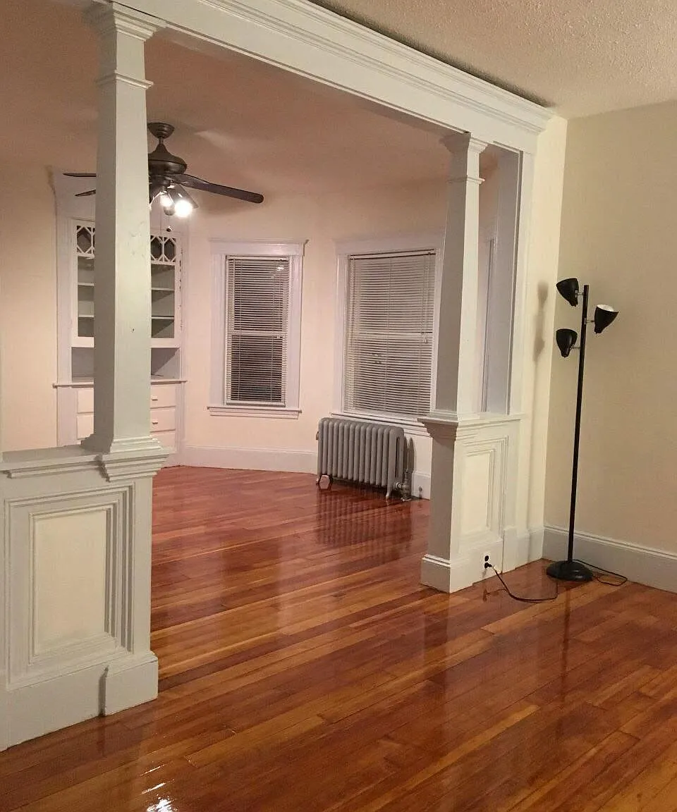 2 bed, 1300 sqft, $2,590 — Photo 3