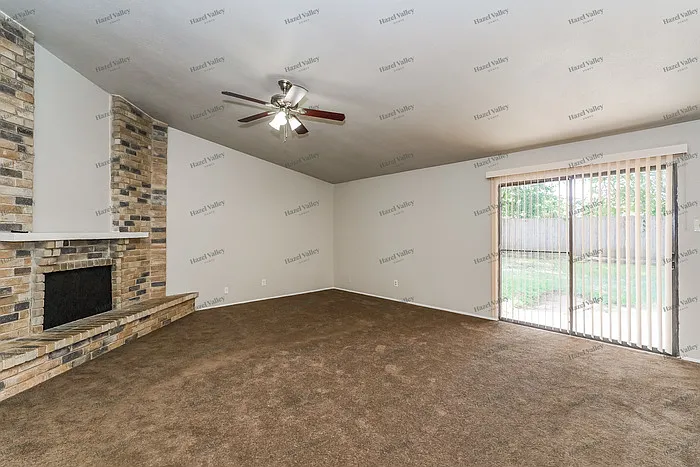 7604 Woodfield Rd — Photo 3