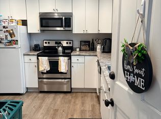 46 4th St APT 1, Dover, NH 03820