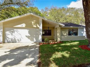 2132 Little Brook Ln, Clearwater, FL 33763