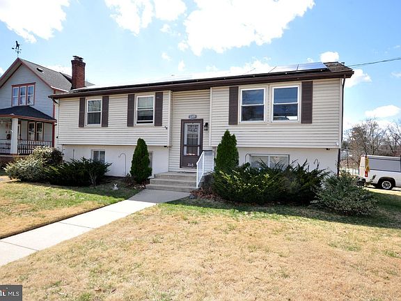 3rd image of 3305 Cooper Ave