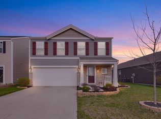 4934 Grimm Dr, Lockbourne, OH 43137