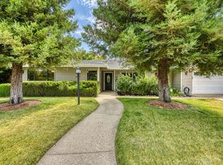 7025 Greenhaven Dr, Sacramento, CA