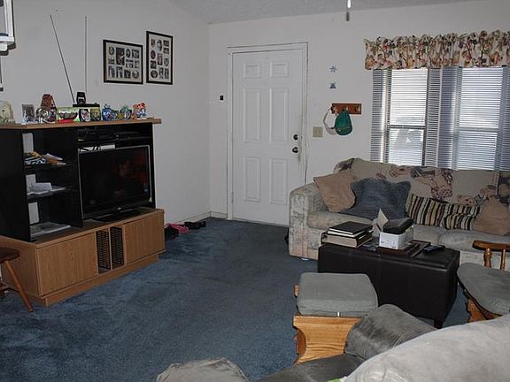 4th image of 5772 Granite Ln