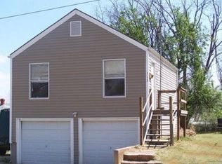 113 S 10th St, Chickasha, OK 73018