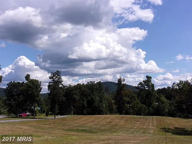 45 Highfield Ln photo 1