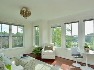 2101 N Monroe St APT 314, Arlington, VA 22207