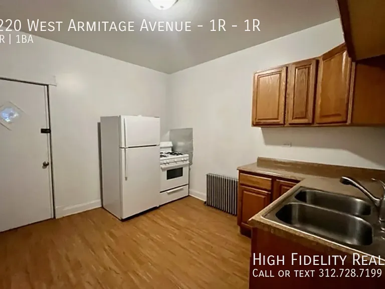 4220 W Armitage Ave #1R — Photo 5