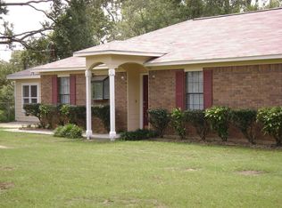 1050 W 9 1/2 Mile Rd, Pensacola, FL 32534