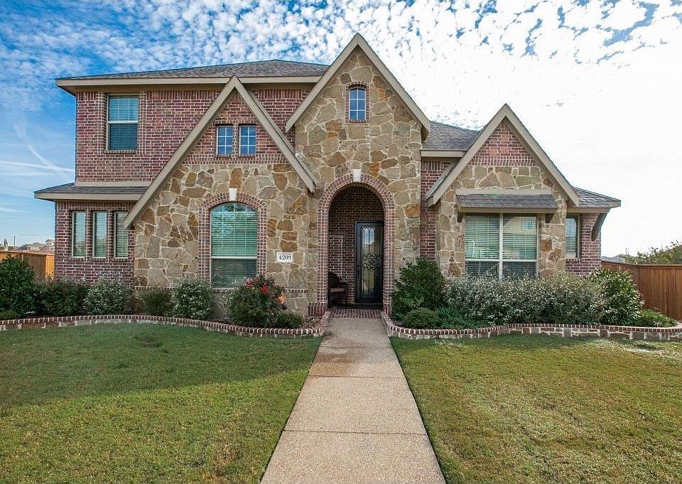 1st image of 4209 Watercrest Dr