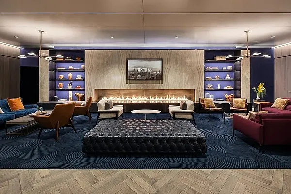 Rented by Gulia Wang, LREB | media 42