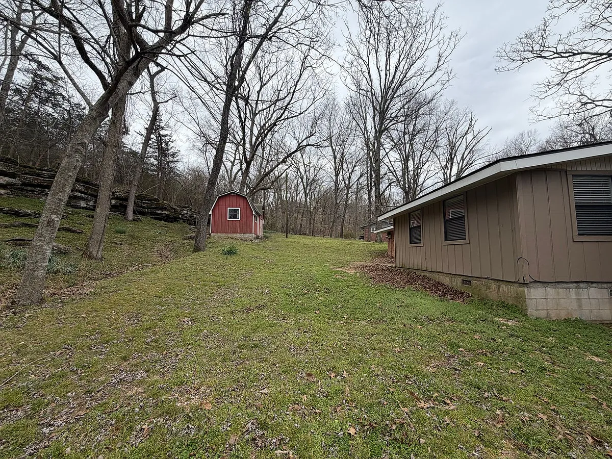 Building Photo - 9108 Bluff Dr