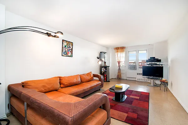 Sold by Compass | media 1