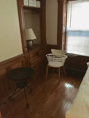 Rented by Warren T Real Estate Corp. | media 21