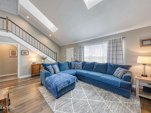 4th image of 1723 S Odell Rd