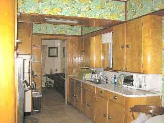5th image of 176 Chautauqua Ave