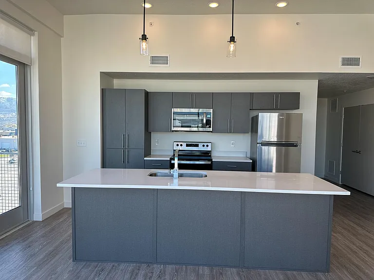 Canyon Vista — Photo 27