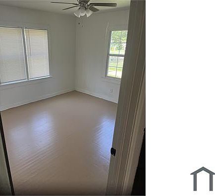 2nd image of 3300 SE 20th St