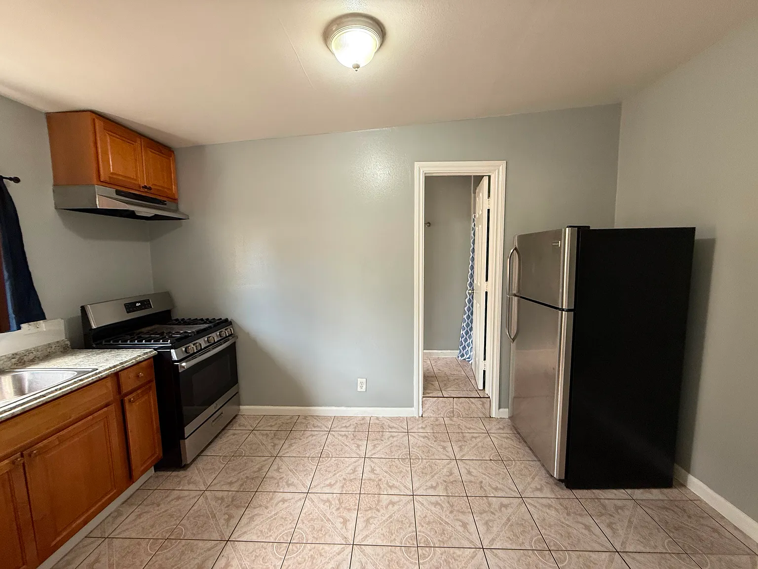 Halinor Ave, Baldwin Park — Photo 3