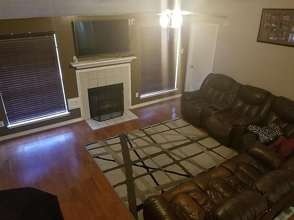 Living Room With Laminate Floors.
