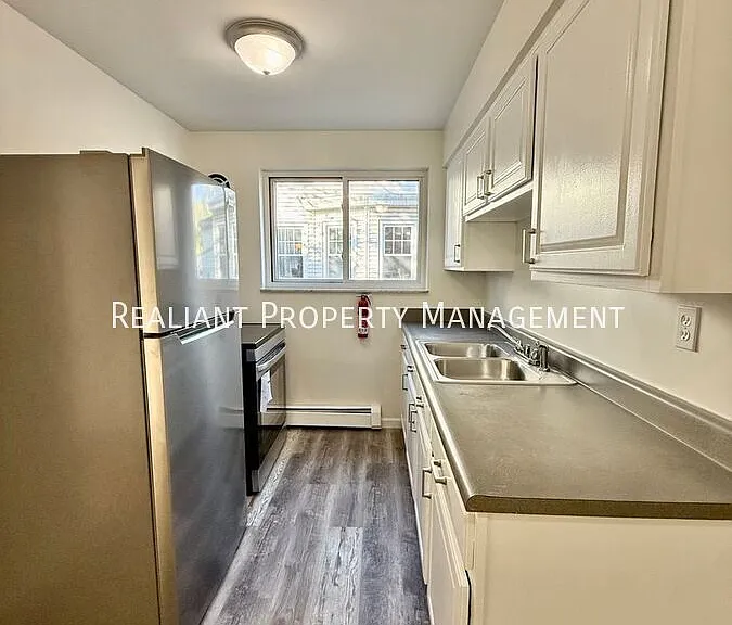 230 S Wayne Ave #1 — Photo 6