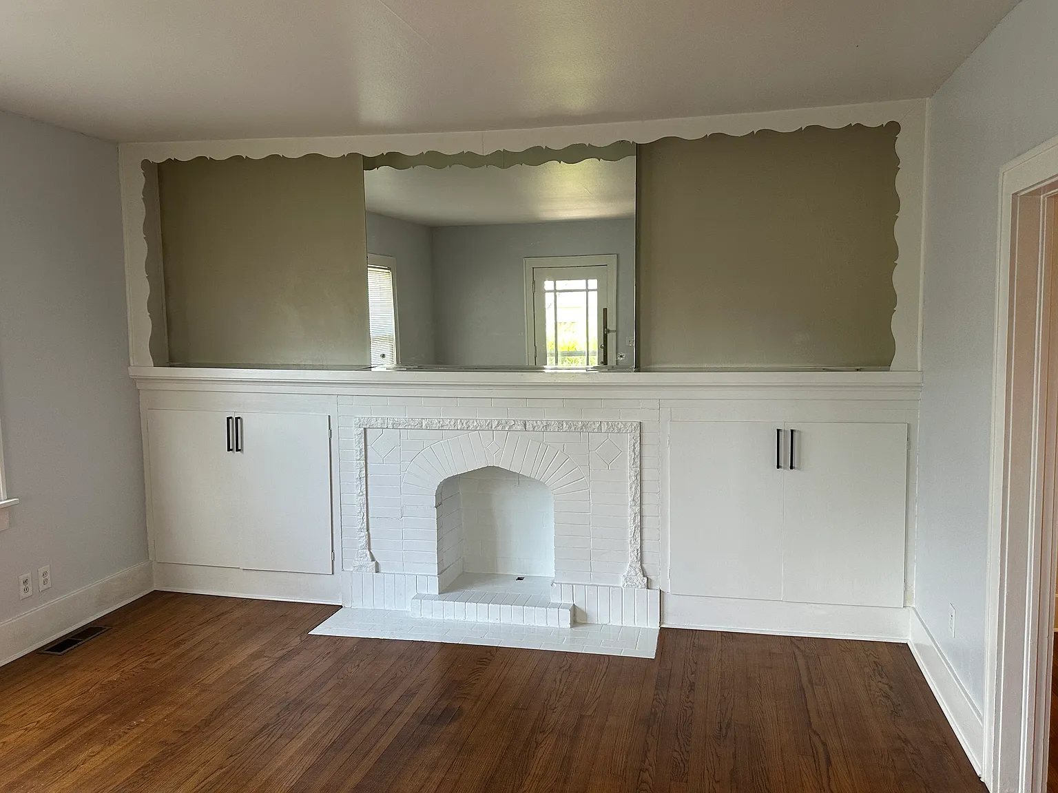 2 bed, 1127 sqft, $1,350 — Photo 3