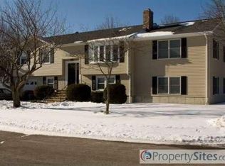 4 Patricia Cir, Woburn, MA 01801