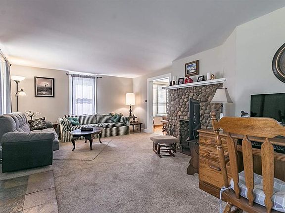 5th image of 2151 Portage Ave