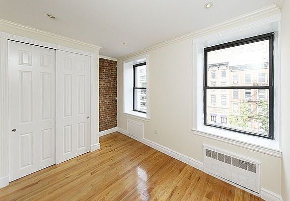 4th image of 324 W 14th St APT 2A