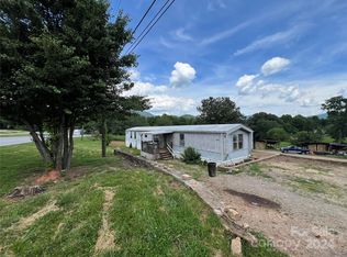 434 Justice Ridge Rd, Candler, NC 28715