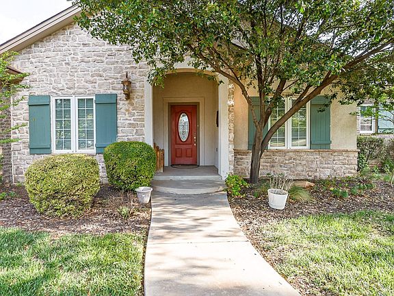 4th image of 12 Crockett Cir